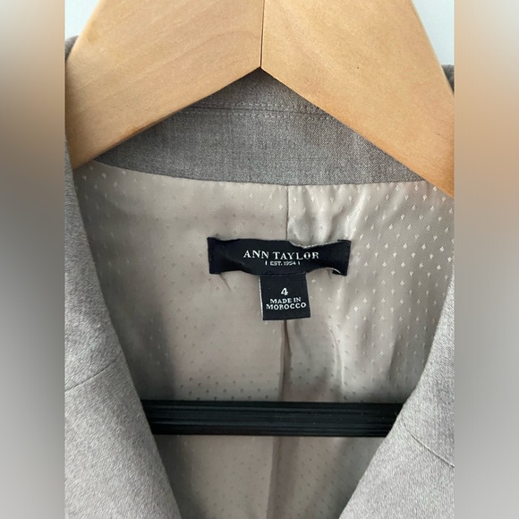 Ann Taylor Suit Jacket Size 4 - Picture 4 of 6